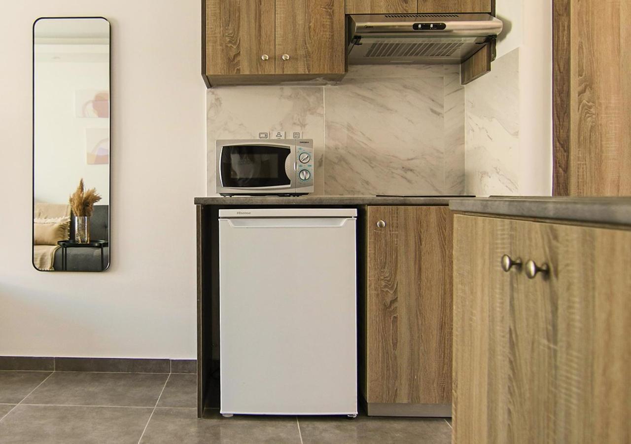 파포스 Phaedrus Living: Seaside Luxury Flat Athina 117 아파트 외부 사진
